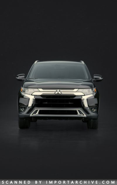 mitsubishioutlander2020_01