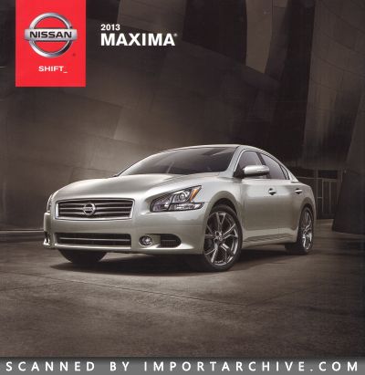 2013 Nissan Brochure Cover