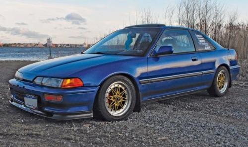 Photo of a 1992-1993 Acura Integra in Captiva Blue Pearl (paint color code B62P)