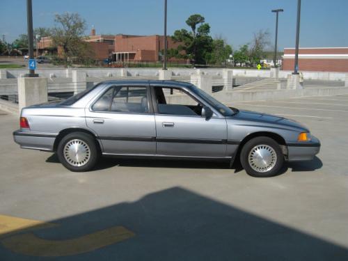 Photo of a 1990 Acura Legend in Melbourne Blue Metallic (paint color code B50M)