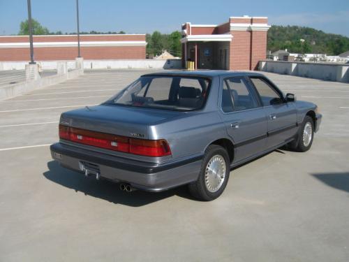 Photo of a 1990 Acura Legend in Melbourne Blue Metallic (paint color code B50M)