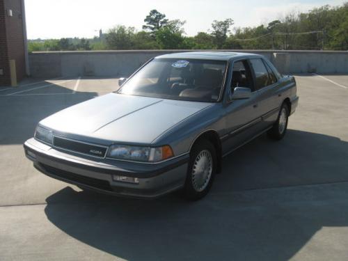 Photo of a 1990 Acura Legend in Melbourne Blue Metallic (paint color code B50M)