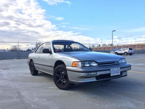 Photo of a 1987-1989 Acura Legend in Noble Silver Metallic (paint color code NH516M)