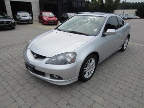 Photo of a 2006 Acura RSX in Alabaster Silver Metallic (paint color code NH700M)