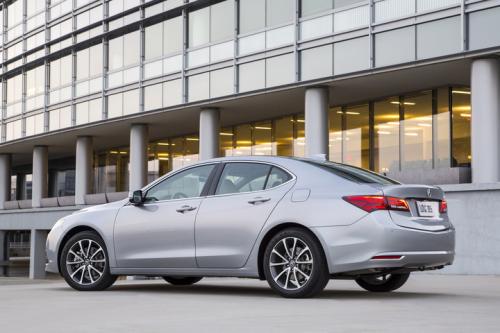 Photo of a 2015-2016 Acura TLX in Slate Silver Metallic (paint color code NH829M)