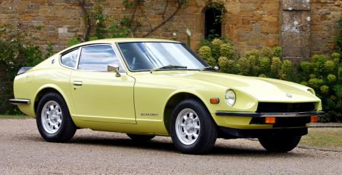 Photo of a 1972-1973 Datsun Z in Yellow (AKA Lime Yellow) (paint color code 112)