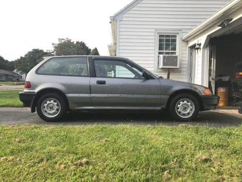 Photo of a 1990-1991 Honda Civic in Pewter Gray Metallic (paint color code NH537M)