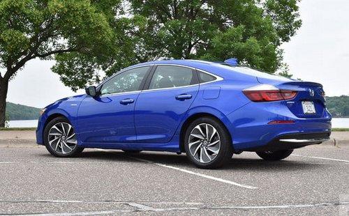 Photo of a 2019-2020 Honda Insight in Aegean Blue Metallic (paint color code B593M)