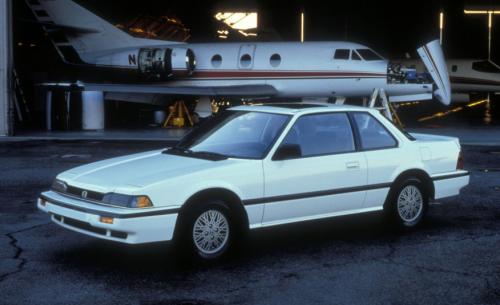 Photo of a 1985-1986 Honda Prelude in Greek White (paint color code NH82)