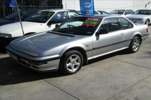 Photo of a 1988-1989 Honda Prelude in Noble Silver Metallic (paint color code NH516M)