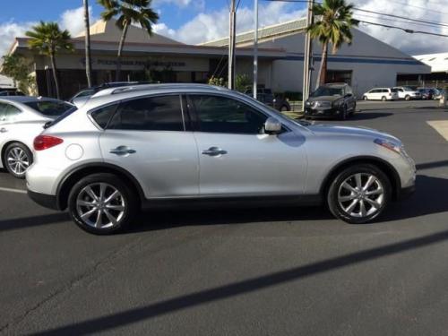 Photo of a 2008-2017 Infiniti EX in Liquid Platinum (paint color code K23)