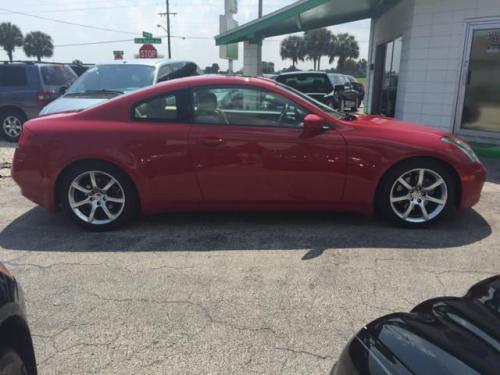 Photo of a 2005 Infiniti G in Laser Red (paint color code AX6)