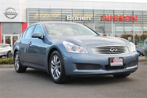 Photo of a 2007-2010 Infiniti G in Lakeshore Slate (paint color code B30)