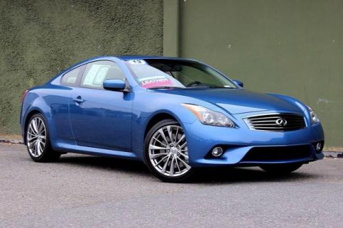 Photo of a 2011-2013 Infiniti G in Lapis Blue (paint color code RAW)