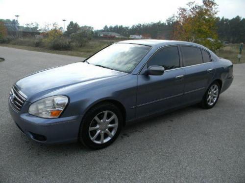 Photo of a 2005-2006 Infiniti Q in Lakeshore Slate (paint color code B30)