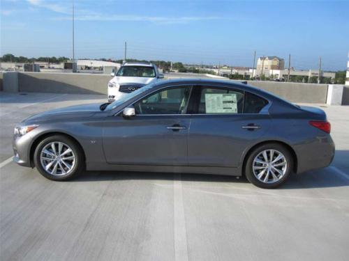 Photo of a 2014-2024 Infiniti Q50 in Graphite Shadow (paint color code KAD)