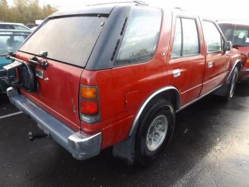 Photo of a 1992-1997 Isuzu Rodeo in Radiant Red (paint color code 756)