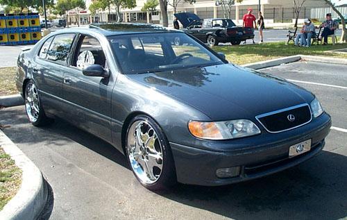 Photo of a 1993-1995 Lexus GS in Blue Slate Metallic (paint color code 183)