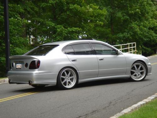 Photo of a 1998-1999 Lexus GS in Alpine Silver Metallic (paint color code 199)