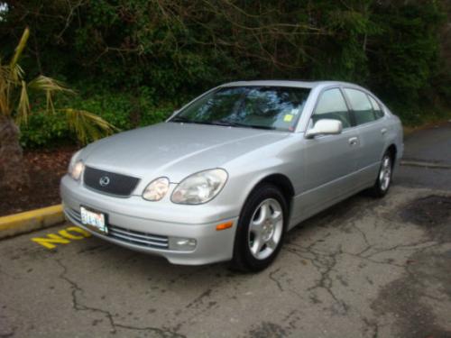 Photo of a 1998-1999 Lexus GS in Alpine Silver Metallic (paint color code 199)