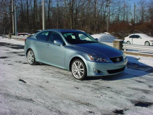 Photo of a 2006-2010 Lexus IS in Breakwater Blue Metallic (paint color code 8R6)