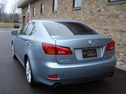 Photo of a 2006-2010 Lexus IS in Breakwater Blue Metallic (paint color code 8R6)