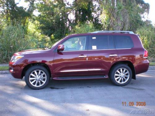 Photo of a 2008-2013 Lexus LX in Noble Spinel Mica (paint color code 3R7)