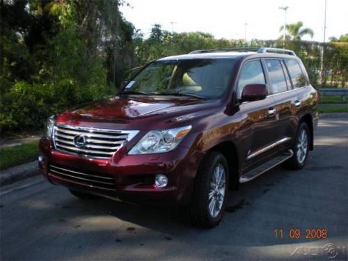 Photo of a 2008-2013 Lexus LX in Noble Spinel Mica (paint color code 3R7)