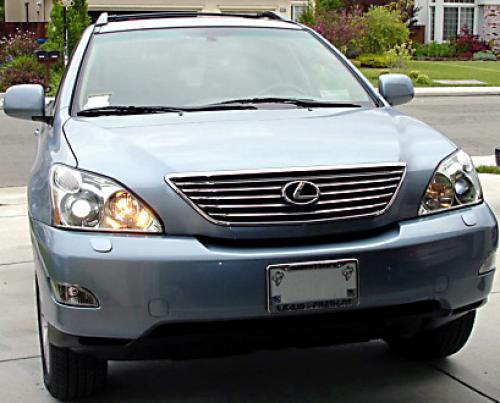 Photo of a 2004-2009 Lexus RX in Breakwater Blue Metallic (paint color code 8R6)