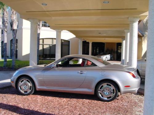 Photo of a 2002 Lexus SC in Silver Belle Met. (AKA Thundercloud Met.) (paint color code 1D2)