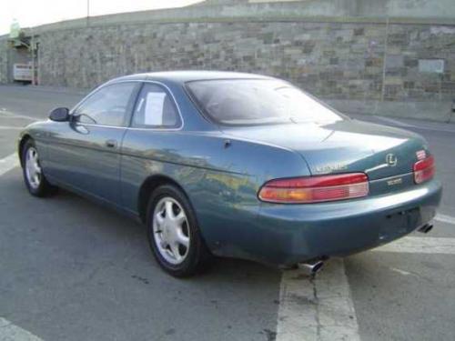 Photo of a 1995 Lexus SC in Teal Mist Metallic (paint color code 6N1)