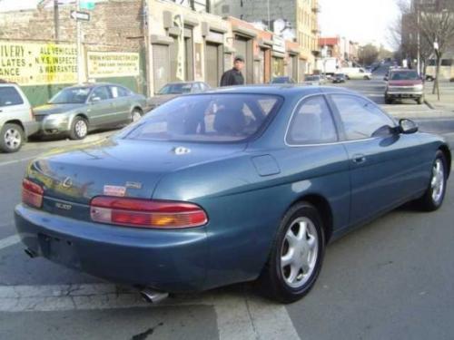 Photo of a 1995 Lexus SC in Teal Mist Metallic (paint color code 6N1)