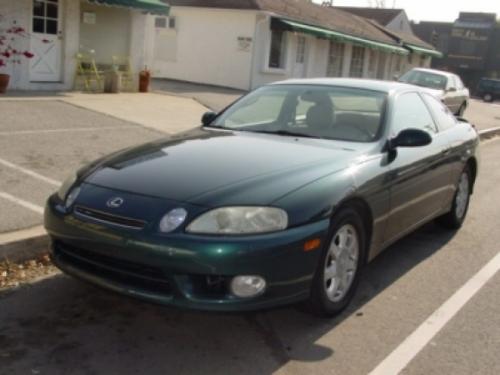 Photo of a 1997 Lexus SC in Classic Green Pearl (paint color code 6P2)