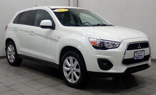 Photo of a 2011-2021 Mitsubishi Outlander Sport in Pearl White (AKA Diamond Pearl) (paint color code W13)