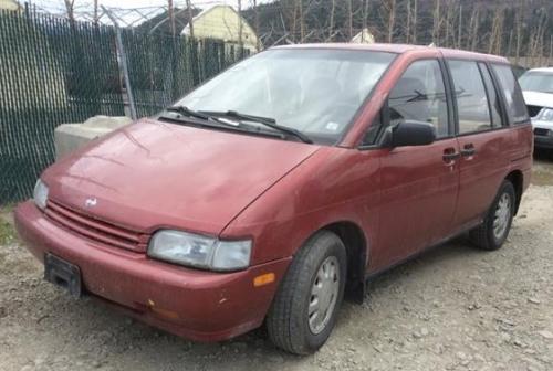 Photo of a 1990 Nissan Axxess in Burgundy Pearl (paint color code AH2)