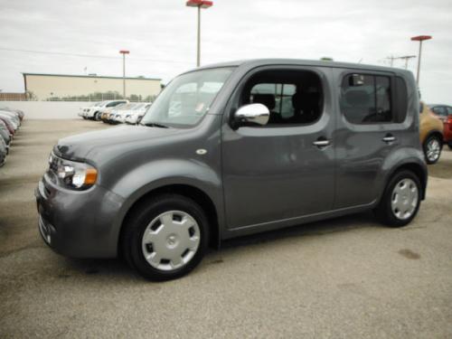 Photo of a 2012-2014 Nissan Cube in Gun Metallic (paint color code KAD)