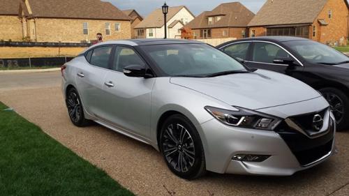 Photo of a 2016-2023 Nissan Maxima in Brilliant Silver Metallic (paint color code K23)