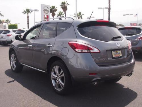 Photo of a 2013-2014 Nissan Murano in Gun Metallic (paint color code KAD)