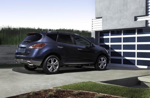 Photo of a 2011-2014 Nissan Murano in Graphite Blue (paint color code RAQ)