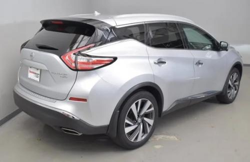 Photo of a 2015-2024 Nissan Murano in Brilliant Silver Metallic (paint color code K23)