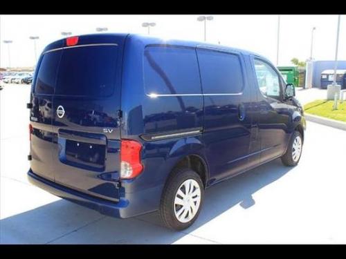 Photo of a 2013-2014 Nissan NV200 in Blue Onyx (paint color code B23)