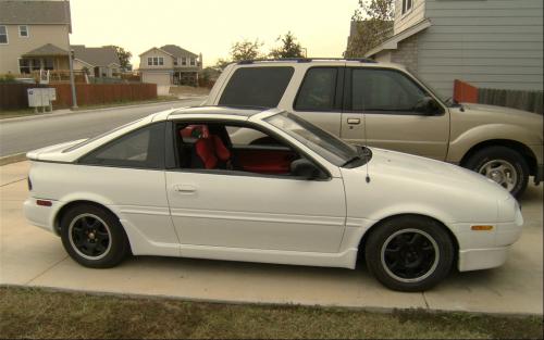 Photo of a 1991-1993 Nissan NX in Vail White (paint color code 531)