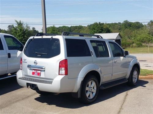 Photo of a 2012 Nissan Pathfinder in Brilliant Silver (paint color code K23)