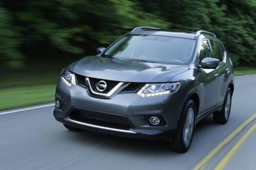 Photo of a 2014-2020 Nissan Rogue in Gun Metallic (paint color code KAD)