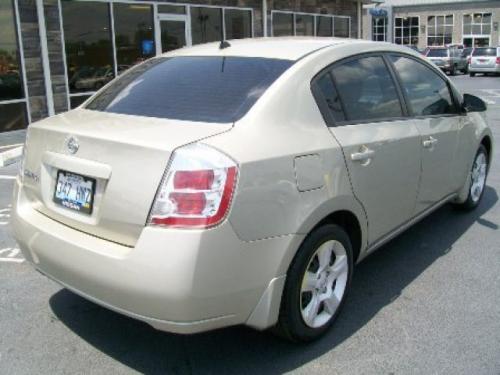 Photo of a 2007-2008 Nissan Sentra in Sandstone (paint color code K32)