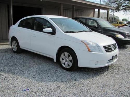 Photo of a 2007-2009 Nissan Sentra in Fresh Powder (paint color code QM1)