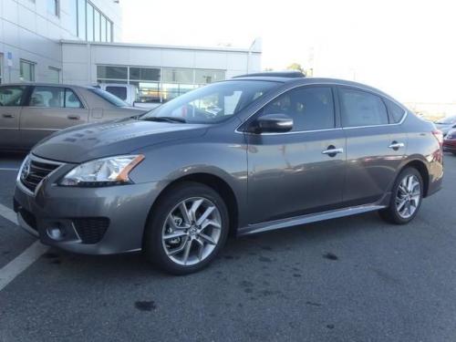 Photo of a 2015-2019 Nissan Sentra in Gun Metallic (paint color code KAD)