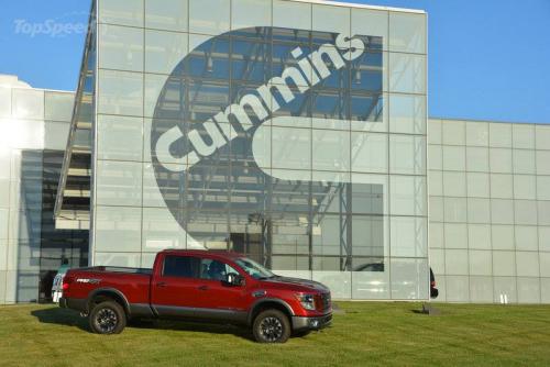 Photo of a 2016-2019 Nissan Titan in Cayenne Red Metallic (paint color code NAH)