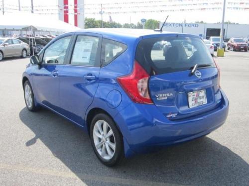 Photo of a 2014-2017 Nissan Versa Note in Metallic Blue (paint color code B17)