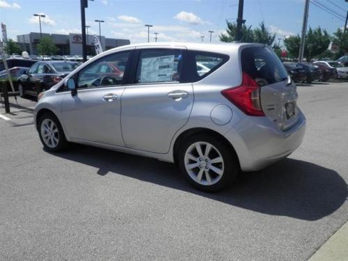 Photo of a 2014-2019 Nissan Versa Note in Brilliant Silver Metallic (paint color code K23)